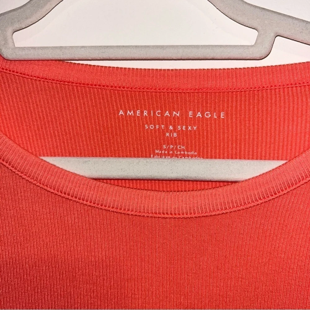 NWT American Eagle Soft & Sexy Rib Crop Top